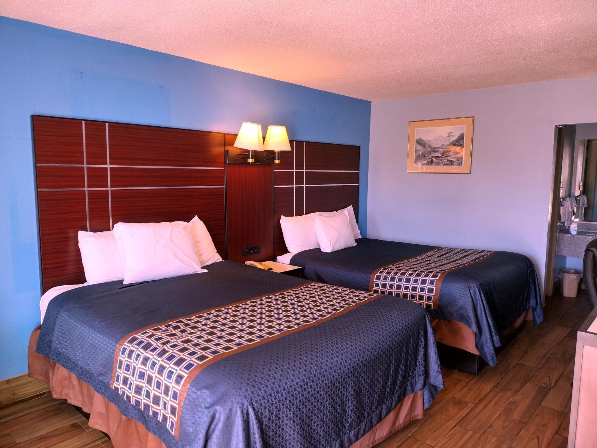 Richland Rodeway Inn מראה חיצוני תמונה